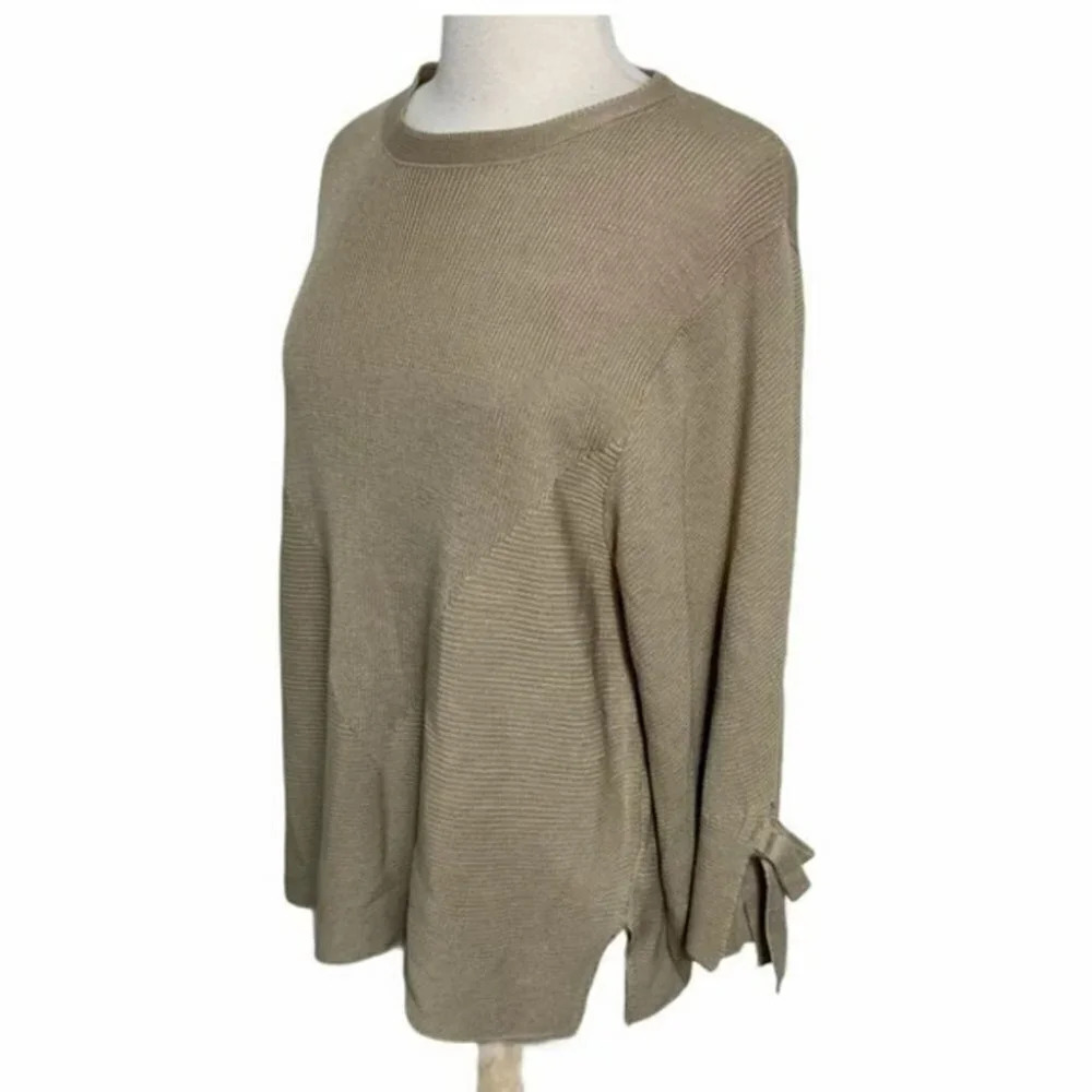 Cliche’ M tan ribbed bow sleeve sweater LNC‎